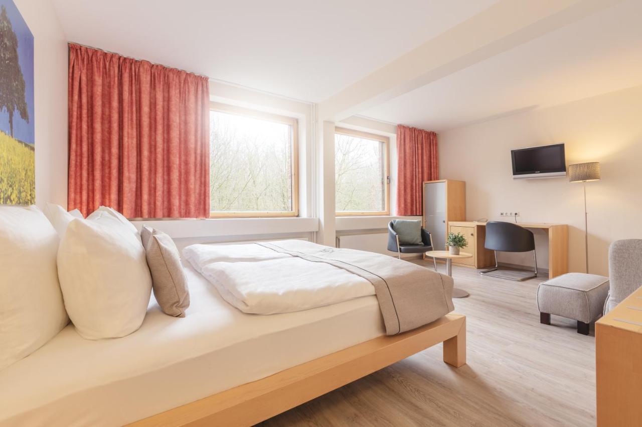Garner Hotel Kiel - Akademie Bagian luar foto