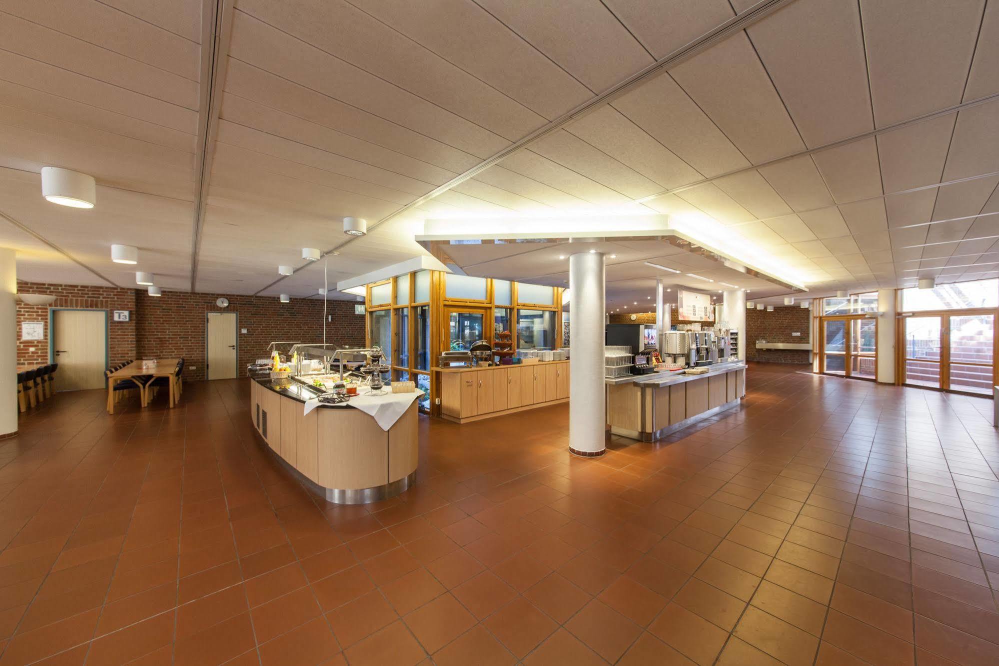 Garner Hotel Kiel - Akademie Bagian luar foto